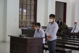 Vụ chặn đường học sinh cướp tiền ở Vĩnh Long: Bị cáo kêu oan được giảm án